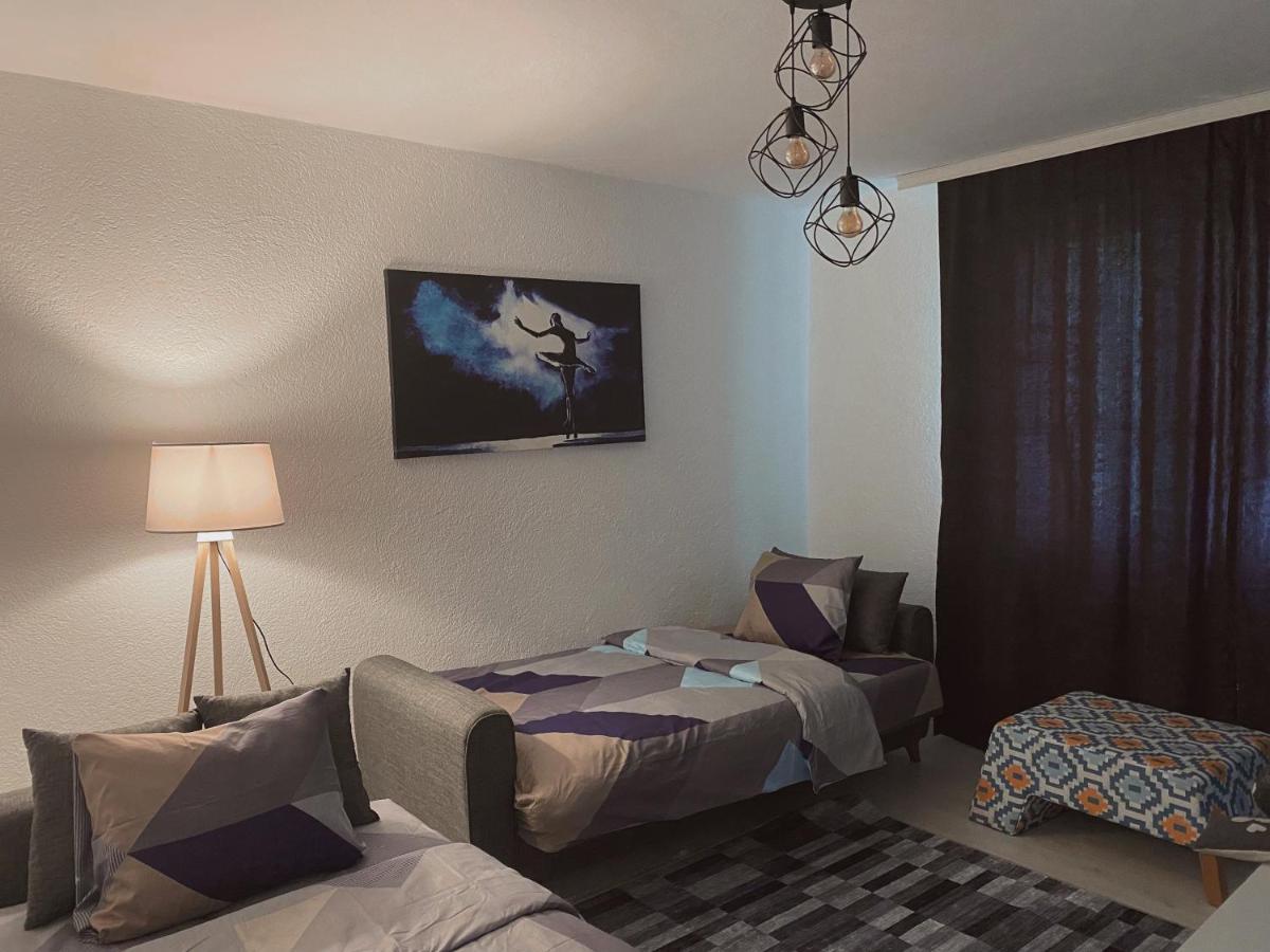 Hotspot Apartments - City Center Pristina Eksteriør billede