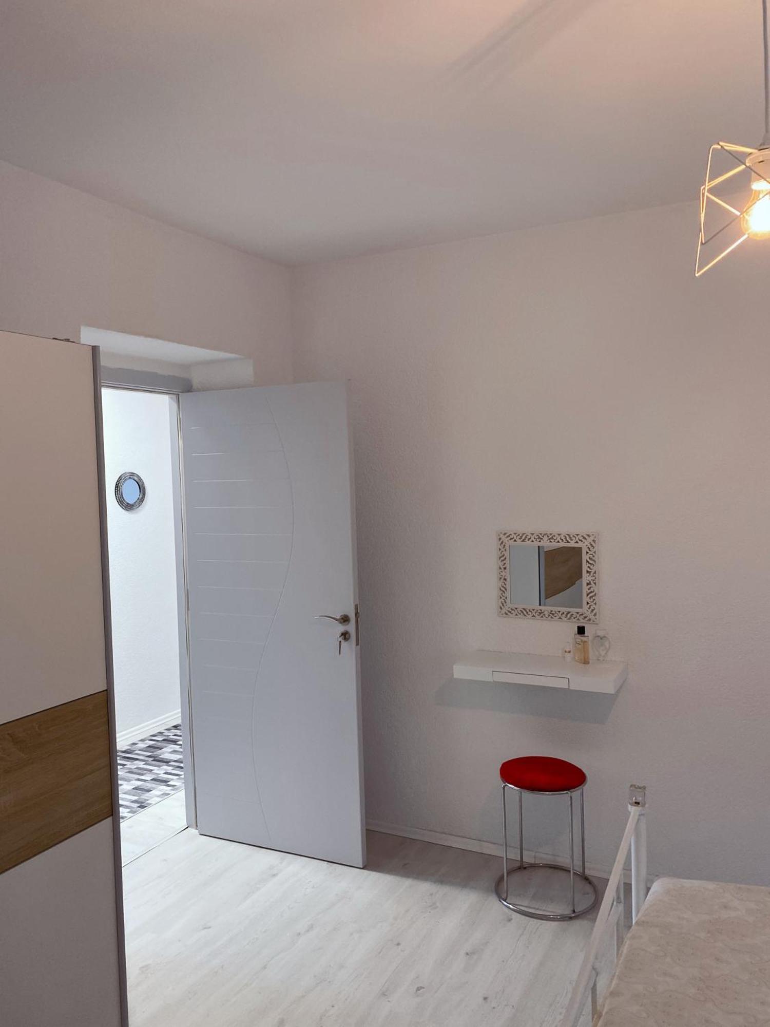 Hotspot Apartments - City Center Pristina Eksteriør billede